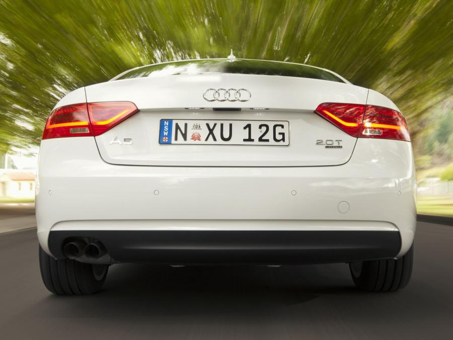  Audi A5 Coupe 2.0T 2012 года  (AU) (фото 7 из 9)